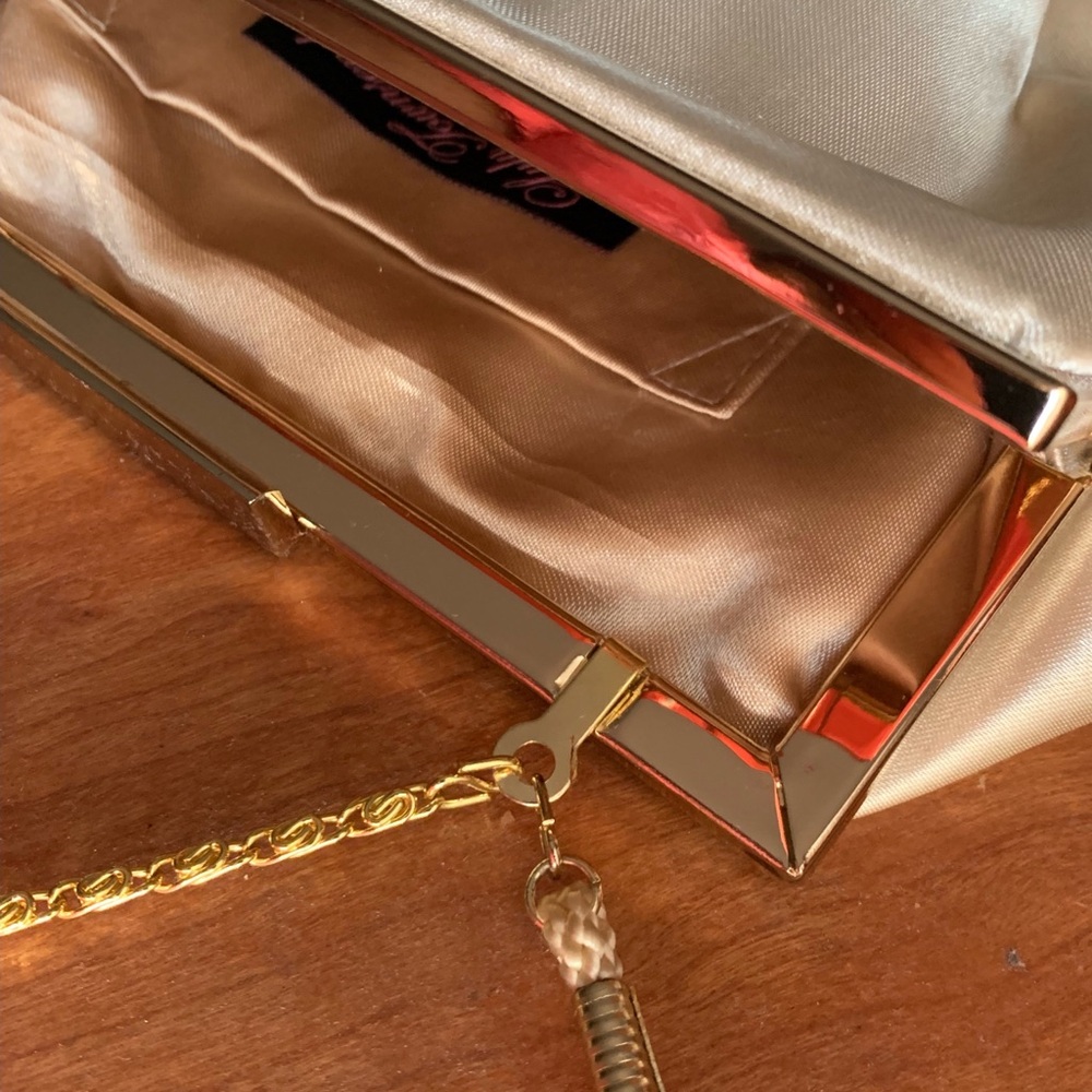 Lulu Townsend Satin Cream Clutch with Gold Chain - Picture 13 of 16